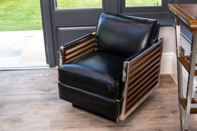 black-leather-victory-chair